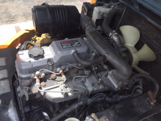 ขายโฟล์คลิฟท์  รถยก TOYOTA โตโยต้า 7FD30 3ตัน-รุ่น7  เครื่องยนต์ดีเซล2Z เสายกสูงสุด3เมตร ใช้งานน้อย สภาพพร้อมใช้