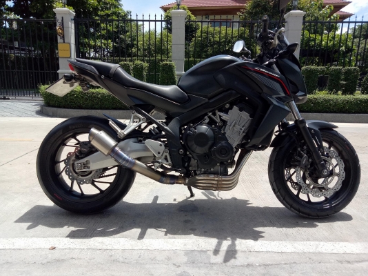 Cb650f ปี2015 ไมล์ 17,xxx ท่อแต่งลั่นๆ Cb650f ปี2015 ไมล์ 17,xxx ท่อแต่งลั่นๆ