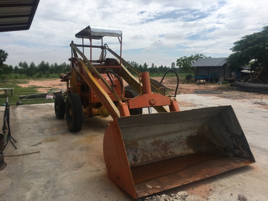 ขาย รถตัก SD20