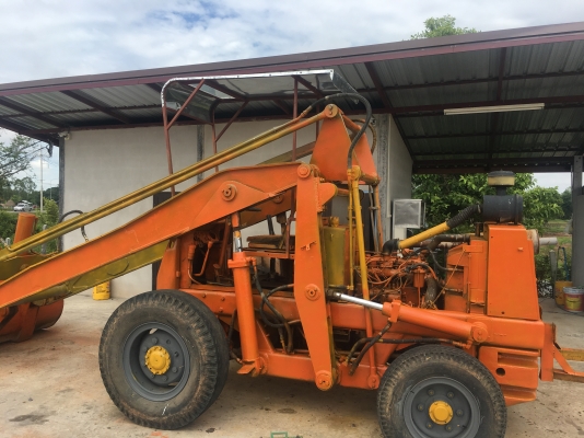 ขาย รถตัก SD20