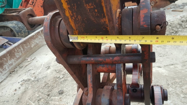 ขายตัวคีบปากหนีบไม้ อุปกรฌ์สำหรับรถขุดเล็กไซค์ 40/50/60 สินค้าเก่านอก ขายตามสภาพ ขายตัวคีบปากหนีบไม้ อุปกรฌ์สำหรับรถขุดเล็กไซค์ 40/50/60 สินค้าเก่านอก ขายตามสภาพ