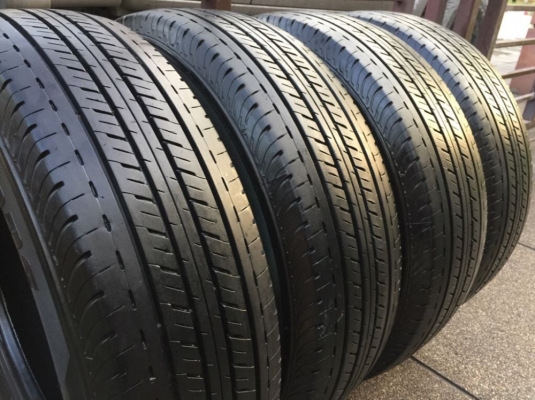 ยาง Bridgestone 205 70 15 ปี17 ดอกเต็ม ไม่มีปะ ใช้ยาว ราคาไม่แพง