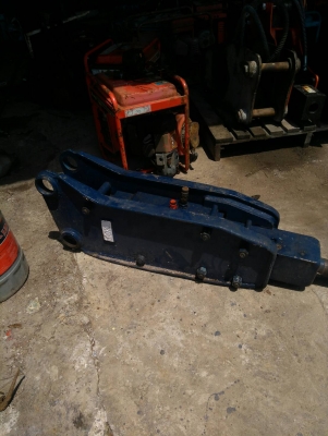 หัวกระแทก TOKU ใส่PC30-60 ของเก่านอกนำเข้า ยังไม่เคยใช้งานในไทย สภาพดี พร้อมใช้งาน มี VDO การทำงานให้ชม