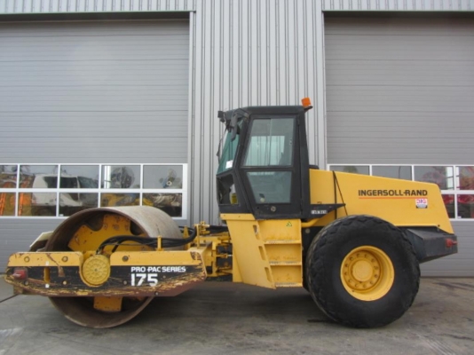 รถบด17ตัน รถบด17ตัน