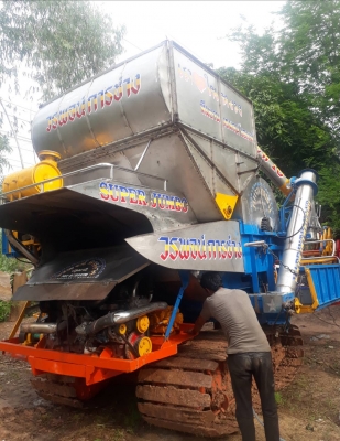 ขายรถเกี่ยวข้าววรพจน์การช่างแท้ๆ ขายรถเกี่ยวข้าววรพจน์การช่างแท้ๆ