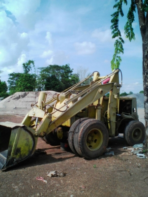 ขาย รถตัก KOMATSU SD20 รถใช้งานได้ปกติครับ