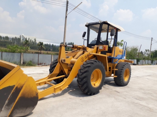 รถตักล้อยาง WA100-1ปั้มเดินแรงปั้มยกแรงดี เครื่องkomatsu  6สูบ  รหัสเครื่อง6D95L  85แรงม้า