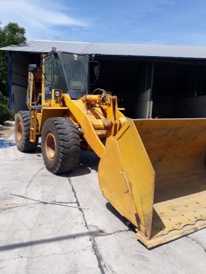 รถตักล้อยาง WA100-1ปั้มเดินแรงปั้มยกแรงดี เครื่องkomatsu  6สูบ  รหัสเครื่อง6D95L  85แรงม้า