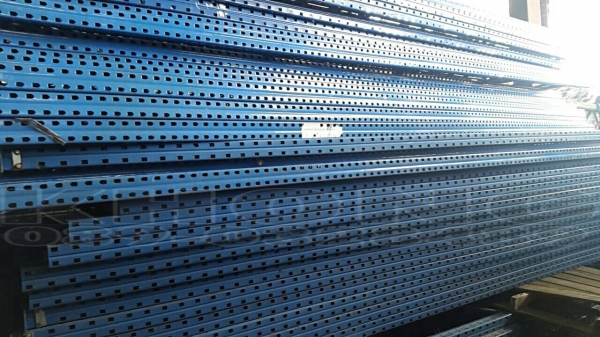 ขายด่วน  เชลวางของในห้าง สูง 6 เมตร พร้อมอุปกรณ์ ใช้ประกอบ วางสินค้าตามในห้าง สภาพพร้อมใช้งาน ขาย กิโลละ25บาท