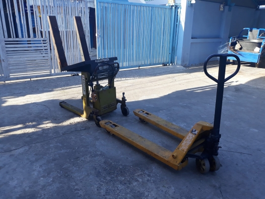 แฮนลิฟ แบบมือโยก