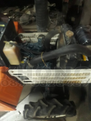 ขายด่วน รถไถ คูโบต้า b1400 ขับ4ล้อ มีชุดตีดินพร้อม รถสวยซื้อมาไม่ได้ใช้ ขาย 95000 บาท