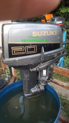 ขายเครื่องเรือ SUZUKI 20 HP หางสั้น ขายเครื่องเรือ SUZUKI 20 HP หางสั้น