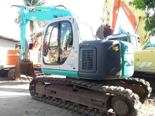 ขายจ้า..KOBELCO SK 135SR -1E  เก่านอกแทั  เดิมๆๆ  สภาพสวย พร้อมใช้  โทร 089-3818694  จ๊อย