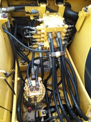 ขายจ้า...KOMATSU PC120-6  เก่านอกแท้  ปี 2007  เดิมๆๆ  เครื่องปั๊มดี  พร้อมใช้  โทร  089-3818694 จ๊อย..