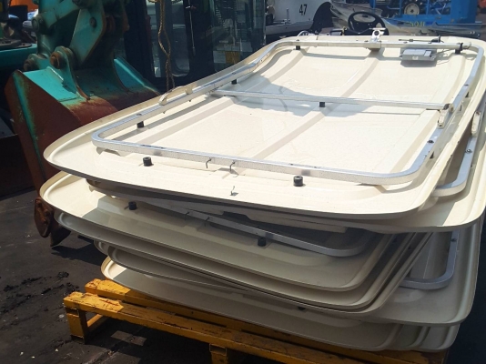 รถกอล์ฟเครื่องยนต์เบนซิน 4จังหวะ 4ที่นั่ง