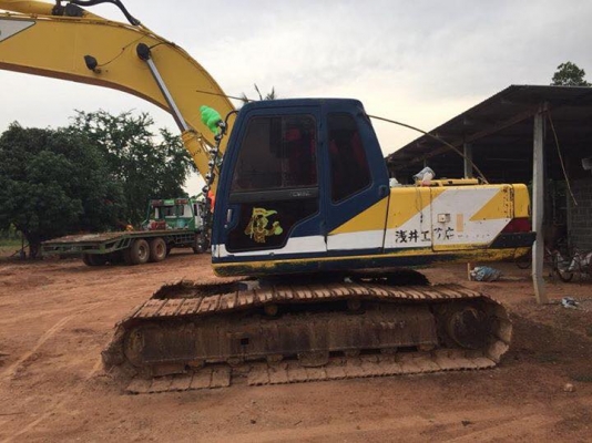 ขายSK200-3 มาร์คที ไฟฟ้าครบ เอกสารอินวอย ราคา930,000 สนใจโทร 090-8588220 090-3258446 090-4610380 ดูประกาศทั้งหมด https://www.facebook.com/narong2truck/ www.narong2truck.com www.truck.in.th/498 รับจัดไฟแนนซ์นอกสถานที่ เพจFacebook ณรงค์ ซื้อขายรถมือสอง กลุ่