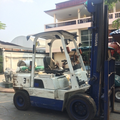 ขายรถยกโฟร์คลิฟท์ NISSAN 3 ตัน ขายรถยกโฟร์คลิฟท์ NISSAN 3 ตัน