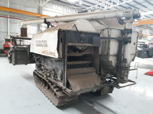 ขายตามสภาพ รถเกี่ยวข้าว DC-95GM ราคาแสนถูก สนใจโทรเลยสันต์ 092-2603737