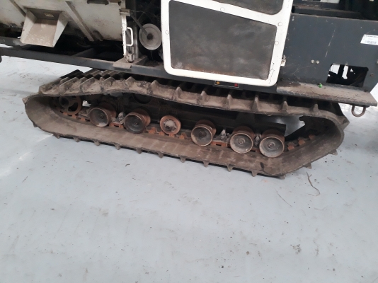 ขายตามสภาพ รถเกี่ยวข้าว DC-95GM ราคาแสนถูก สนใจโทรเลยสันต์ 092-2603737