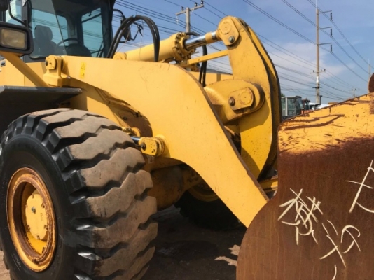 ขายรถตักล้อยาง KOMATSU WA400-3 รถนอกนำเข้าเองจากญี่ปุ่น สภาพสวยพร้อมใช้งาน มีVDOการทำงานครับ ขายรถตักล้อยาง KOMATSU WA400-3 รถนอกนำเข้าเองจากญี่ปุ่น สภาพสวยพร้อมใช้งาน มีVDOการทำงานครับ