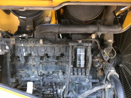 ขายรถตักล้อยาง KOMATSU WA400-3 รถนอกนำเข้าเองจากญี่ปุ่น สภาพสวยพร้อมใช้งาน มีVDOการทำงานครับ ขายรถตักล้อยาง KOMATSU WA400-3 รถนอกนำเข้าเองจากญี่ปุ่น สภาพสวยพร้อมใช้งาน มีVDOการทำงานครับ