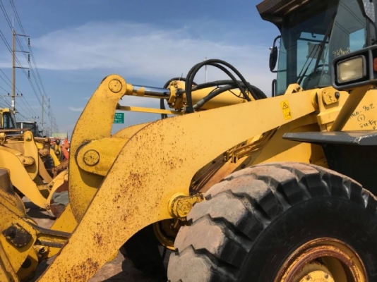 ขายรถตักล้อยาง KOMATSU WA400-3 รถนอกนำเข้าเองจากญี่ปุ่น สภาพสวยพร้อมใช้งาน มีVDOการทำงานครับ ขายรถตักล้อยาง KOMATSU WA400-3 รถนอกนำเข้าเองจากญี่ปุ่น สภาพสวยพร้อมใช้งาน มีVDOการทำงานครับ