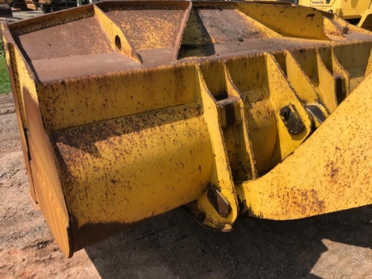 ขายรถตักล้อยาง KOMATSU WA400-3 รถนอกนำเข้าเองจากญี่ปุ่น สภาพสวยพร้อมใช้งาน มีVDOการทำงานครับ ขายรถตักล้อยาง KOMATSU WA400-3 รถนอกนำเข้าเองจากญี่ปุ่น สภาพสวยพร้อมใช้งาน มีVDOการทำงานครับ