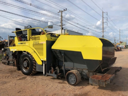 ขายรถปูยาง SUMITOMO HA60W-7 (ขนาด 6 เมตร) ปี 2008 นำเข้าเองจากญี่ปุ่น สภาพสวยพร้อมใช้งาน มีVDOการทำงานครับ
