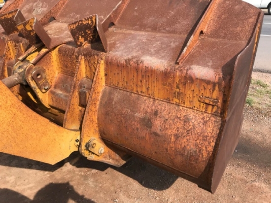 ขายรถตักล้อยาง CAT 938F รถนอกนำเข้าเองจากญี่ปุ่น สภาพสวยพร้อมใช้ มีVDOการทำงานครับ ขายรถตักล้อยาง CAT 938F รถนอกนำเข้าเองจากญี่ปุ่น สภาพสวยพร้อมใช้ มีVDOการทำงานครับ