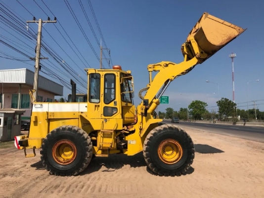 ขายรถตักล้อยาง CAT 950F มีใบมีดดัน รถนอกนำเข้าเองจากญี่ปุ่น สภาพสวยพร้อมใช้ มีVDOการทำงานครับ ขายรถตักล้อยาง CAT 950F มีใบมีดดัน รถนอกนำเข้าเองจากญี่ปุ่น สภาพสวยพร้อมใช้ มีVDOการทำงานครับ