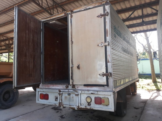 ขาย6ล้อHinoตู้แห้ง ขาย6ล้อHinoตู้แห้ง