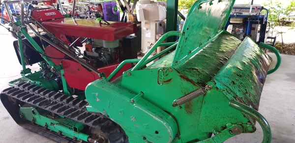 รถตัดหญ้าหนาๆๆ กว้าง 1.10 ยาว 2.50 เมตร