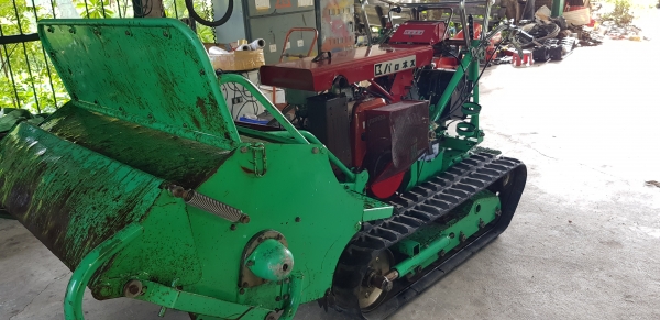 รถตัดหญ้าหนาๆๆ กว้าง 1.10 ยาว 2.50 เมตร