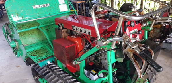 รถตัดหญ้าหนาๆๆ กว้าง 1.10 ยาว 2.50 เมตร