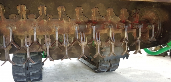 รถตัดหญ้าหนาๆๆ กว้าง 1.10 ยาว 2.50 เมตร