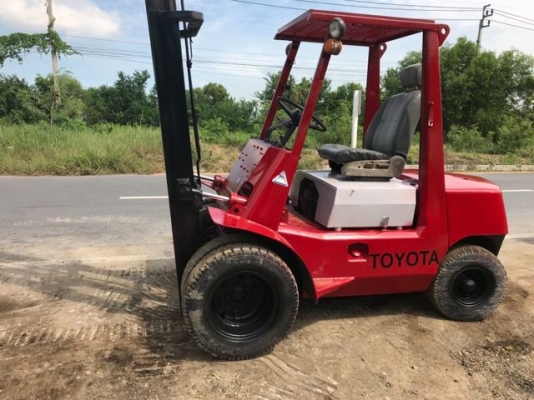 Toyota 2fd30ดีเซล 3 ตันงากระดก สภาพดีเก่าญี่ปุ่นไม่เคยใช้ในไทย Toyota 2fd30ดีเซล 3 ตันงากระดก สภาพดีเก่าญี่ปุ่นไม่เคยใช้ในไทย