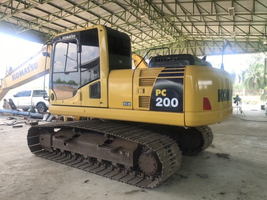 ขาย KOMATSU PC200-8MO สวยๆ พร้อมใช้งาน สีเดิมทั้งคัน 5000 ชั่วโมง(PM7000ชม) ชมรถที่หน้างานได้ทุกวัน สนใจติดต่อโดยตรง 081-4283210