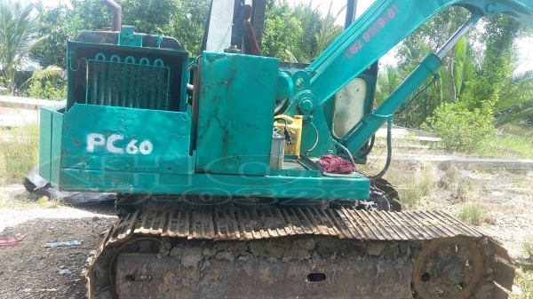 ขายด่วน รถแบคโฮ Komatsu 60 ht ตัวเดินดี บูมยาว รถเฟรมสวย เครืองดี ขาย 200000 บาท ขายด่วน รถแบคโฮ Komatsu 60 ht ตัวเดินดี บูมยาว รถเฟรมสวย เครืองดี ขาย 200000 บาท