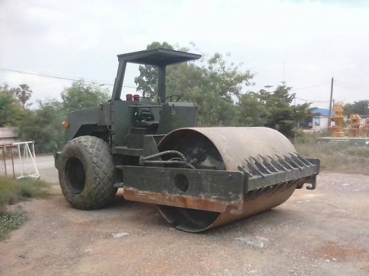 ขายรถบดสั่นสะเทือน 10 ตัน