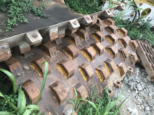 ขายรถบดสั่นสะเทือน 10 ตัน