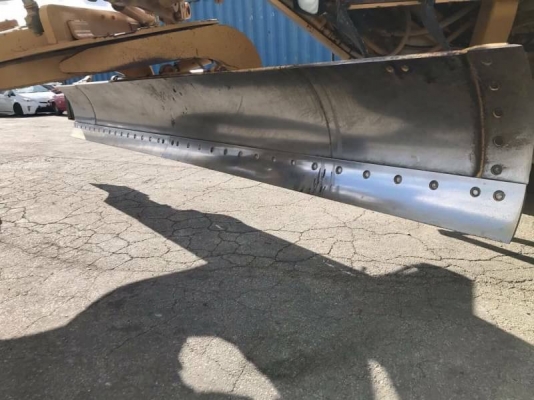 ขาย 3,550,000 รถเกรด CAT 140 H เก่านอกยังไม่เคยใช้งานในเมืองไทย เอกสารใบแจ้งจำหน่าย ราคารวมแว็ค เก๋งแอร์ สแกดิฟายหน้า รถสวยพร้อมใช้งาน  รถอยู่ กทม. 090-772-3710 090-772-3708