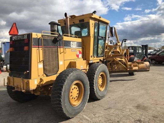 ขาย 3,550,000 รถเกรด CAT 140 H เก่านอกยังไม่เคยใช้งานในเมืองไทย เอกสารใบแจ้งจำหน่าย ราคารวมแว็ค เก๋งแอร์ สแกดิฟายหน้า รถสวยพร้อมใช้งาน  รถอยู่ กทม. 090-772-3710 090-772-3708