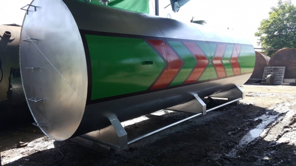 ถังน้ำมัน 20000 ลิตรสีสวยสดใสราคาเบาๆ ถังน้ำมัน 20000 ลิตรสีสวยสดใสราคาเบาๆ