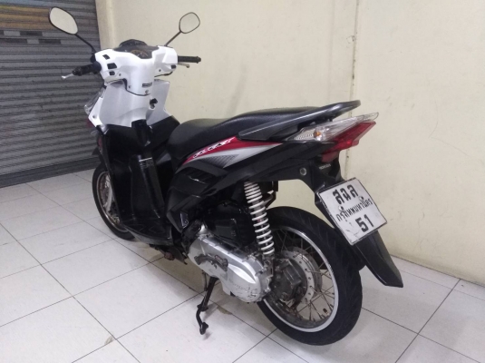 Honda click110i รถบ้านเครื่องเดิม Honda click110i รถบ้านเครื่องเดิม