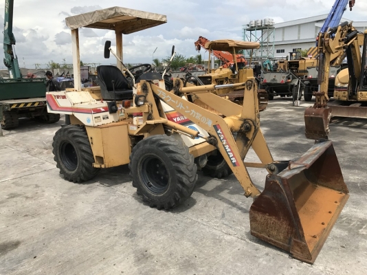 รถตัก Yanmar รุ่น Y31WA-1 บุ้งกี๋ 0.5 คิว นำเข้าจากญี่ปุ่น รถสวยถึงไทยแล้วครับ