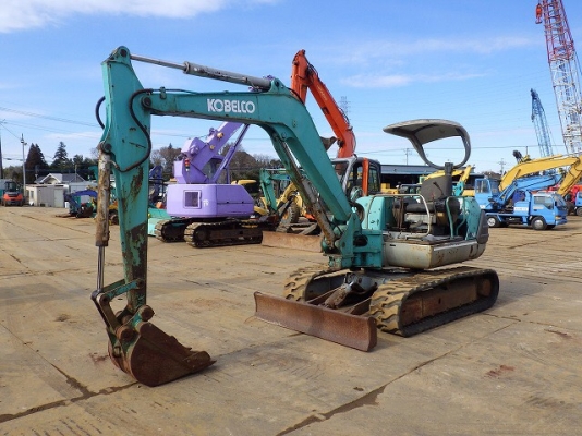 ขายแม็คโคร KOBELCO SK045 พร้อมใช้งาน นำเข้าจากต่างประเทศ ติดต่อ 063-9316985 ID LINE : 0639316985 ครับ