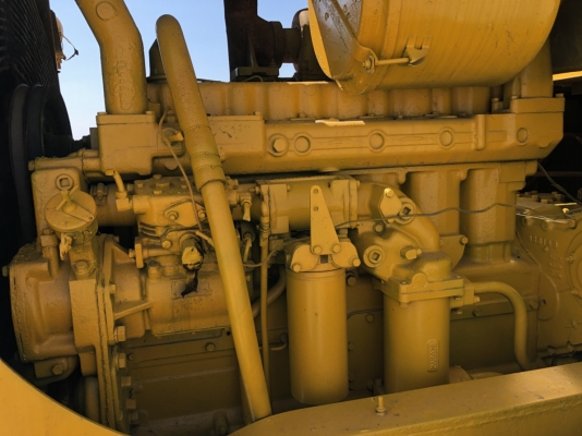 รถบด 4ล้อหนาม CAT815 ทะเบียนพร้อมโอน เก็บสีใหม่พร้อมใช้งาน รถบด 4ล้อหนาม CAT815 ทะเบียนพร้อมโอน เก็บสีใหม่พร้อมใช้งาน