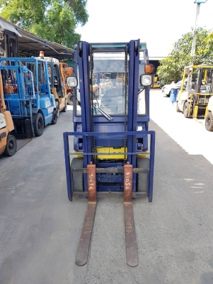 KOMATSU FD10-16 เครื่องดีเซล เกียร์ธรรมดา เสาสูง3เมตร สนใจติดต่อ 083-062-0223(ปอน) KOMATSU FD10-16 เครื่องดีเซล เกียร์ธรรมดา เสาสูง3เมตร สนใจติดต่อ 083-062-0223(ปอน)