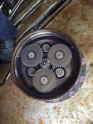 รับซ่อม ตัวเดิน รถแบคโฮ ทุกรุ่น