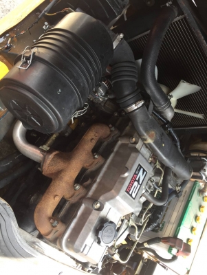 TOYOTA 7FD25 เครื่องดีเซล เกียร์ธรรมดา เสาสูง3เมตร  สนใจติดต่อ083-062-0223(ปอน)